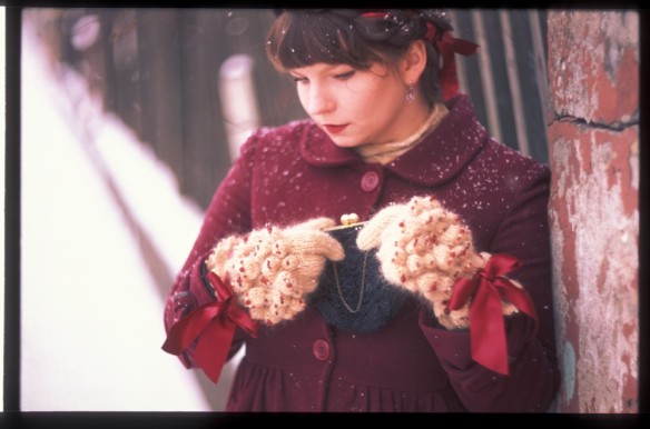maru_-_knitter_(cant_remember_film_and_camera)_15[1]